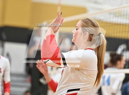 Thumbnail 1 in China Spring vs. Salado (UIL 4A Area Playoff) photogallery.