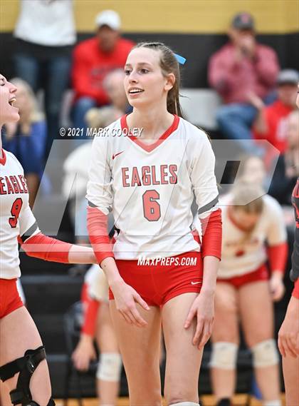 Thumbnail 3 in China Spring vs. Salado (UIL 4A Area Playoff) photogallery.
