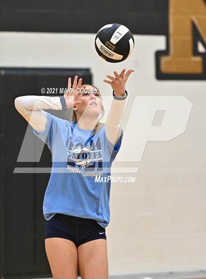 Thumbnail 3 in China Spring vs. Salado (UIL 4A Area Playoff) photogallery.