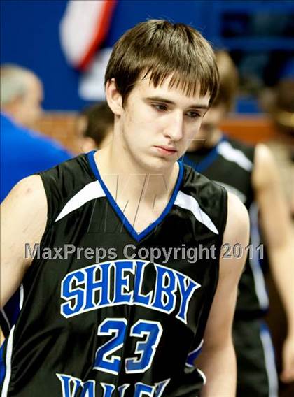 Thumbnail 3 in Christian County vs. Shelby Valley (KHSAA Sweet 16) photogallery.
