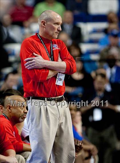 Thumbnail 3 in Christian County vs. Shelby Valley (KHSAA Sweet 16) photogallery.