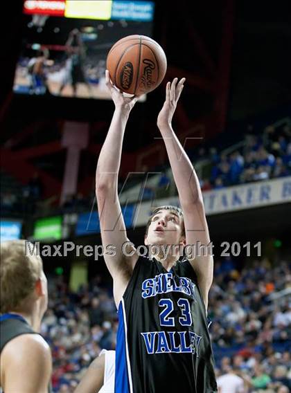 Thumbnail 1 in Christian County vs. Shelby Valley (KHSAA Sweet 16) photogallery.