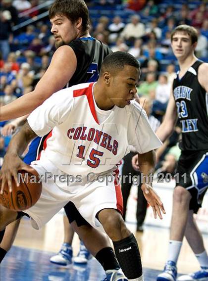 Thumbnail 2 in Christian County vs. Shelby Valley (KHSAA Sweet 16) photogallery.
