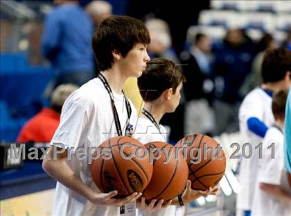 Thumbnail 1 in Christian County vs. Shelby Valley (KHSAA Sweet 16) photogallery.