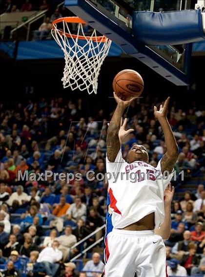 Thumbnail 2 in Christian County vs. Shelby Valley (KHSAA Sweet 16) photogallery.