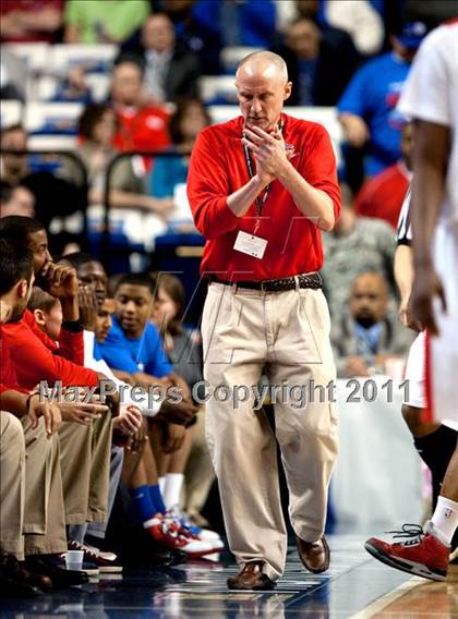 Thumbnail 2 in Christian County vs. Shelby Valley (KHSAA Sweet 16) photogallery.