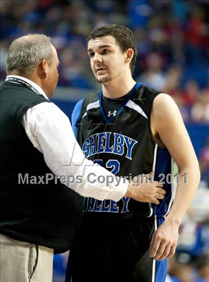 Thumbnail 1 in Christian County vs. Shelby Valley (KHSAA Sweet 16) photogallery.