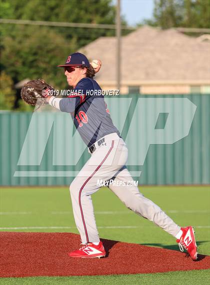 Thumbnail 1 in Allen vs. Boyd (UIL 6A Regional Quarterfinal) photogallery.