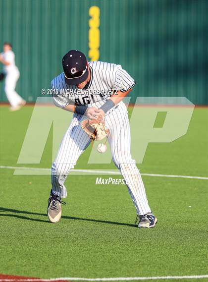 Thumbnail 2 in Allen vs. Boyd (UIL 6A Regional Quarterfinal) photogallery.