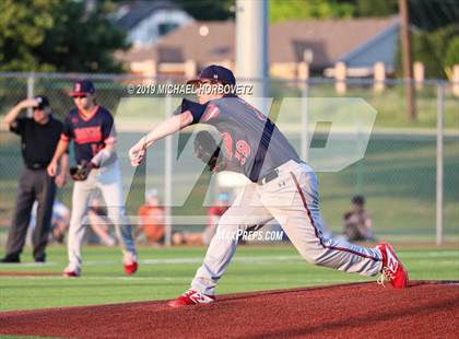 Thumbnail 2 in Allen vs. Boyd (UIL 6A Regional Quarterfinal) photogallery.