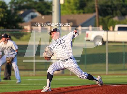 Thumbnail 2 in Allen vs. Boyd (UIL 6A Regional Quarterfinal) photogallery.