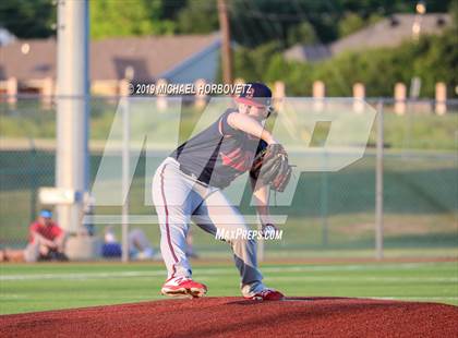 Thumbnail 2 in Allen vs. Boyd (UIL 6A Regional Quarterfinal) photogallery.
