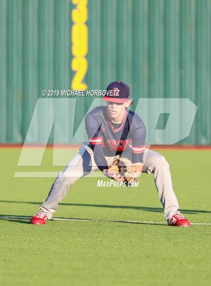 Thumbnail 1 in Allen vs. Boyd (UIL 6A Regional Quarterfinal) photogallery.