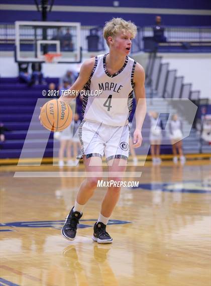 Thumbnail 3 in Maple Mountain vs. Corner Canyon (Charger Tournament of Champions) photogallery.