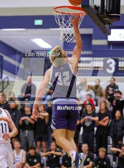 Thumbnail 1 in Maple Mountain vs. Corner Canyon (Charger Tournament of Champions) photogallery.