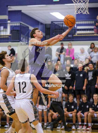 Thumbnail 2 in Maple Mountain vs. Corner Canyon (Charger Tournament of Champions) photogallery.