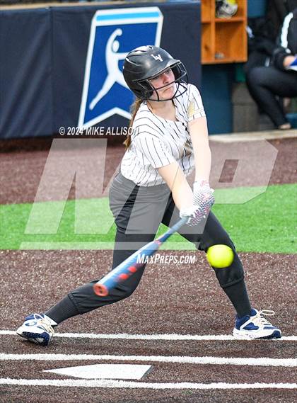 Thumbnail 3 in Sale Creek vs Lookout Valley photogallery.