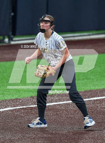 Thumbnail 2 in Sale Creek vs Lookout Valley photogallery.