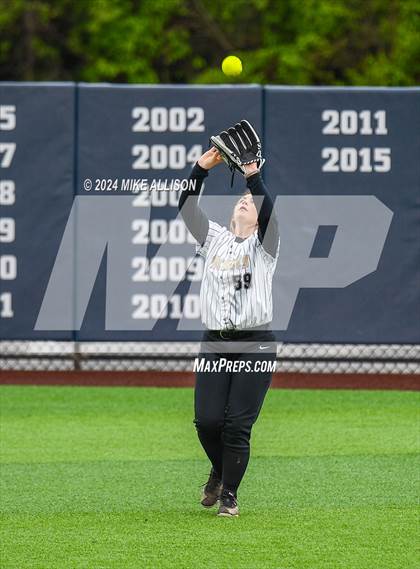 Thumbnail 1 in Sale Creek vs Lookout Valley photogallery.