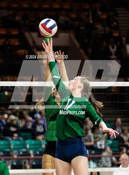 Thumbnail 3 in Mountain Vista vs. Pine Creek (CHSAA 5A Round 2) photogallery.