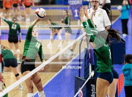 Thumbnail 1 in Mountain Vista vs. Pine Creek (CHSAA 5A Round 2) photogallery.