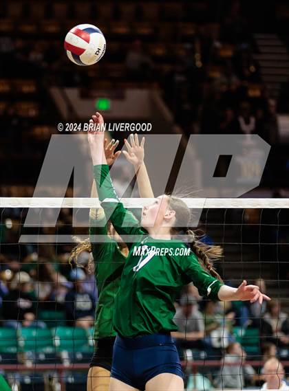 Thumbnail 1 in Mountain Vista vs. Pine Creek (CHSAA 5A Round 2) photogallery.