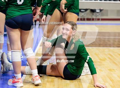 Thumbnail 2 in Mountain Vista vs. Pine Creek (CHSAA 5A Round 2) photogallery.
