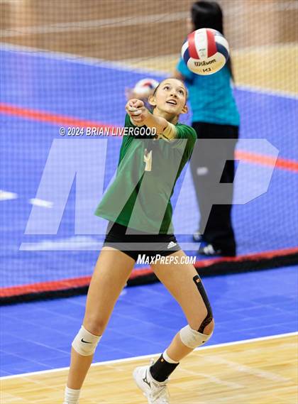 Thumbnail 2 in Mountain Vista vs. Pine Creek (CHSAA 5A Round 2) photogallery.