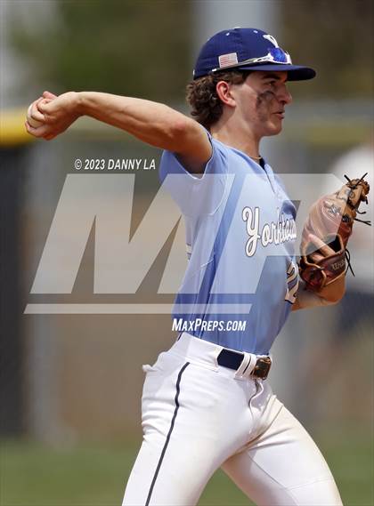 Thumbnail 3 in Yorktown @ Herndon photogallery.