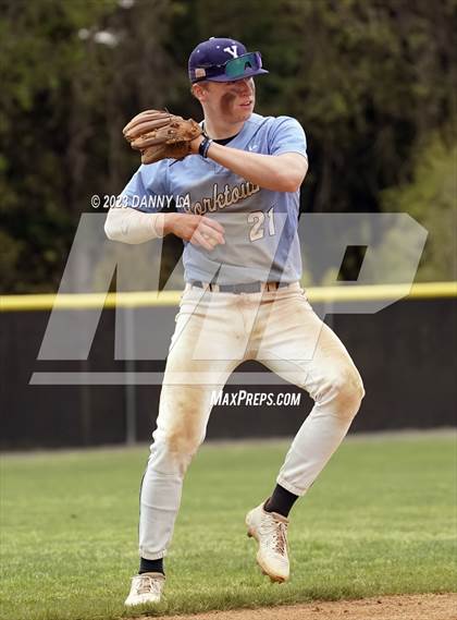 Thumbnail 1 in Yorktown @ Herndon photogallery.