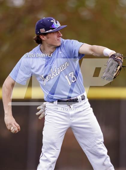 Thumbnail 2 in Yorktown @ Herndon photogallery.