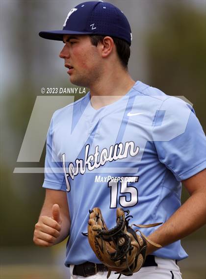 Thumbnail 1 in Yorktown @ Herndon photogallery.