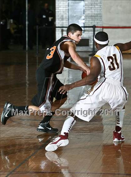 Thumbnail 2 in Mamaroneck vs Mt. Vernon (Section One Super Saturday) photogallery.