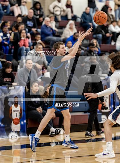 Thumbnail 3 in Creighton Prep @ Lincoln North Star photogallery.