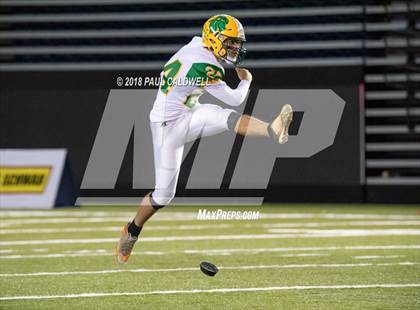 Thumbnail 1 in Lynden vs. Hockinson (WIAA 2A Final) photogallery.