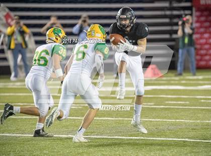 Thumbnail 2 in Lynden vs. Hockinson (WIAA 2A Final) photogallery.