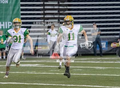 Thumbnail 3 in Lynden vs. Hockinson (WIAA 2A Final) photogallery.