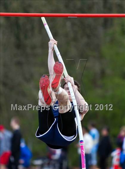 Thumbnail 3 in Lake Oswego Invitational (Boys Field Events) photogallery.