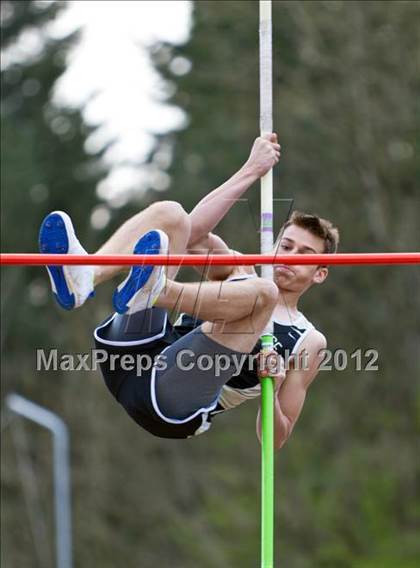 Thumbnail 1 in Lake Oswego Invitational (Boys Field Events) photogallery.