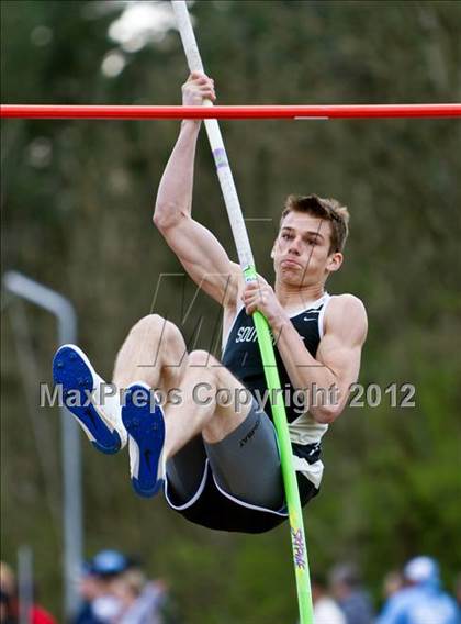 Thumbnail 2 in Lake Oswego Invitational (Boys Field Events) photogallery.