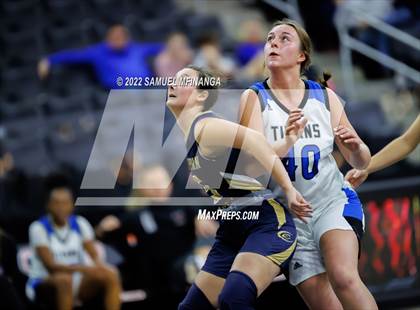 Thumbnail 1 in Papillion-LaVista South vs. Elkhorn South photogallery.