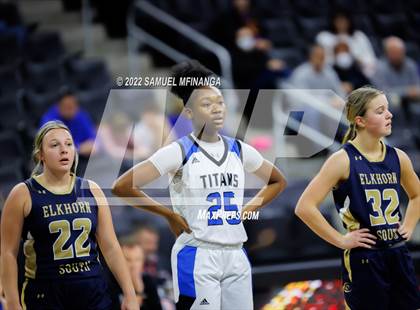 Thumbnail 1 in Papillion-LaVista South vs. Elkhorn South photogallery.