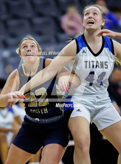 Thumbnail 2 in Papillion-LaVista South vs. Elkhorn South photogallery.