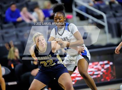 Thumbnail 3 in Papillion-LaVista South vs. Elkhorn South photogallery.