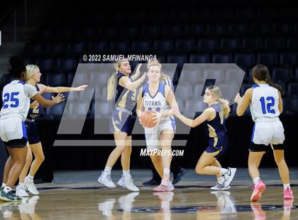 Thumbnail 1 in Papillion-LaVista South vs. Elkhorn South photogallery.