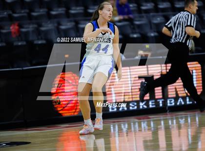 Thumbnail 3 in Papillion-LaVista South vs. Elkhorn South photogallery.