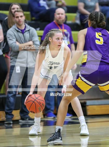 Thumbnail 1 in Lee's Summit West vs Belton (MSHSAA District Championship) photogallery.