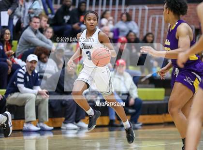 Thumbnail 3 in Lee's Summit West vs Belton (MSHSAA District Championship) photogallery.