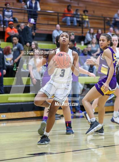 Thumbnail 2 in Lee's Summit West vs Belton (MSHSAA District Championship) photogallery.