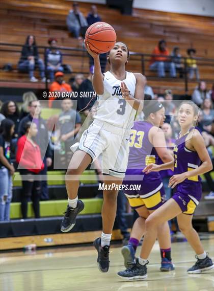 Thumbnail 1 in Lee's Summit West vs Belton (MSHSAA District Championship) photogallery.